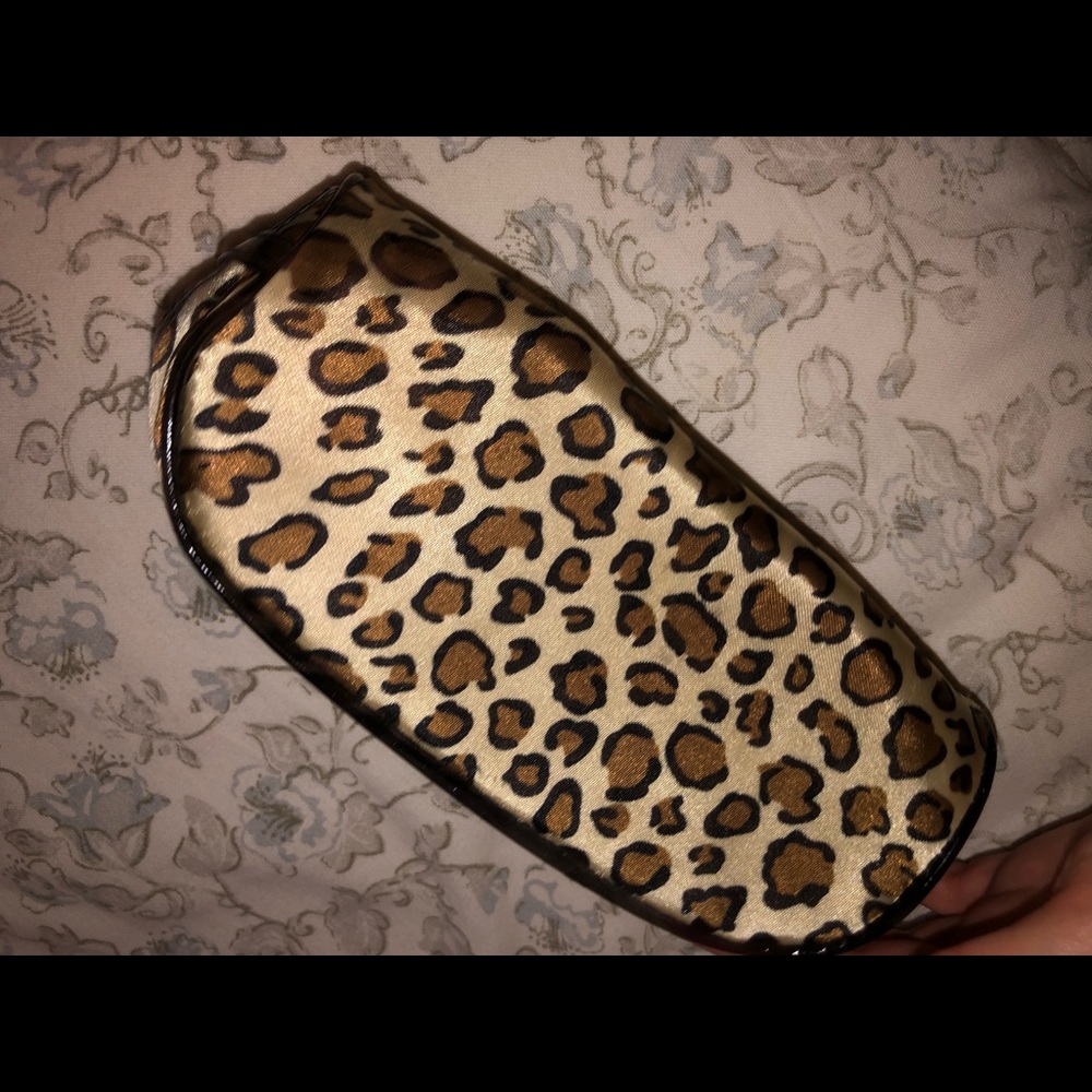 Leopard print makeup case - Picture 4 of 4